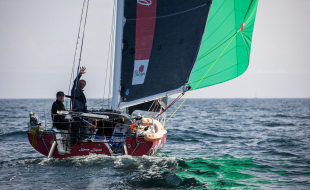 Olivier Le Poittevin et Mathieu Carpier naviguent à bord du Mini 6.50 Karen Liquid
